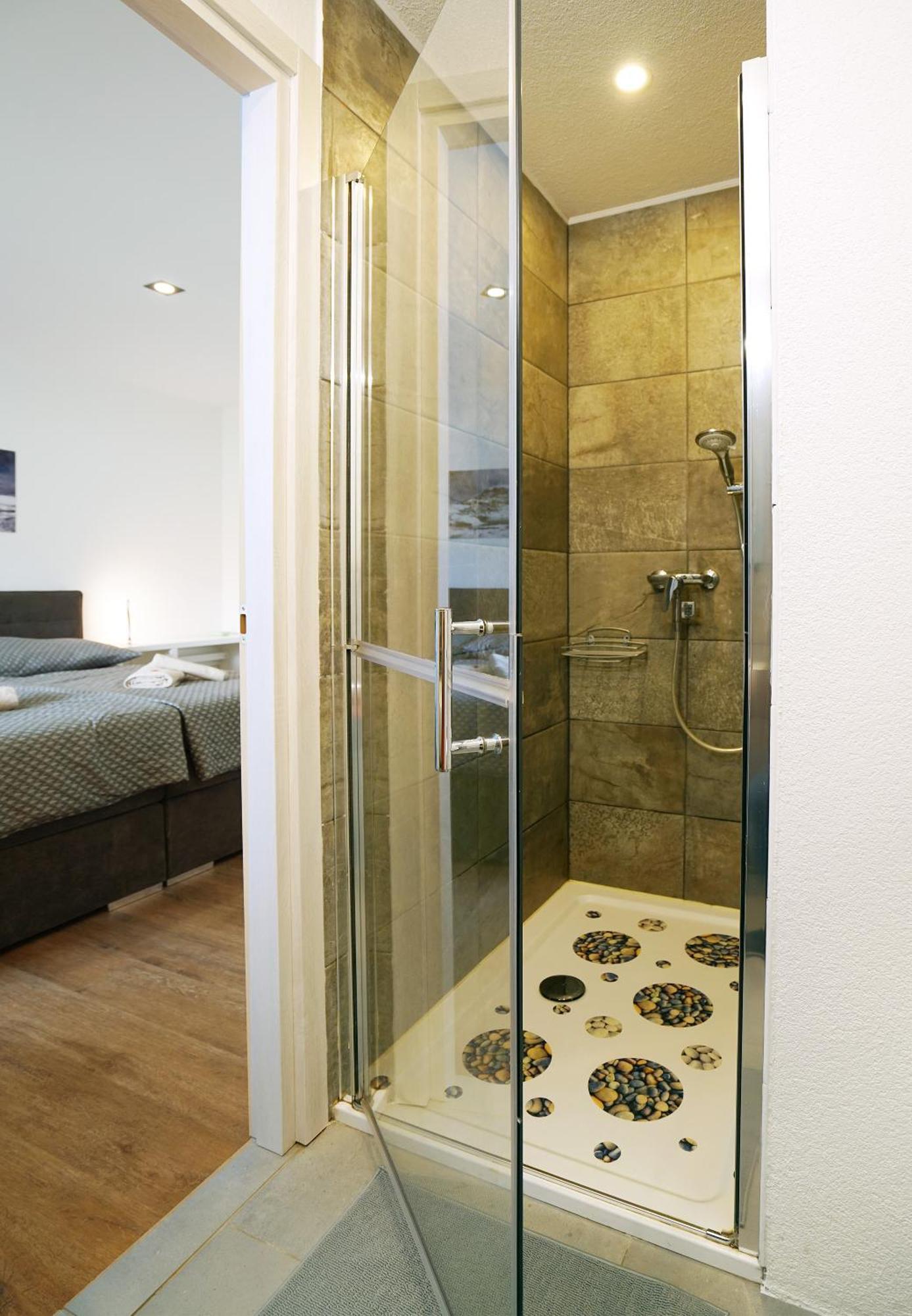 Be Easy In Selva Hotel Locarno Exterior foto